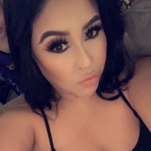 Meet your Posher, Desiree